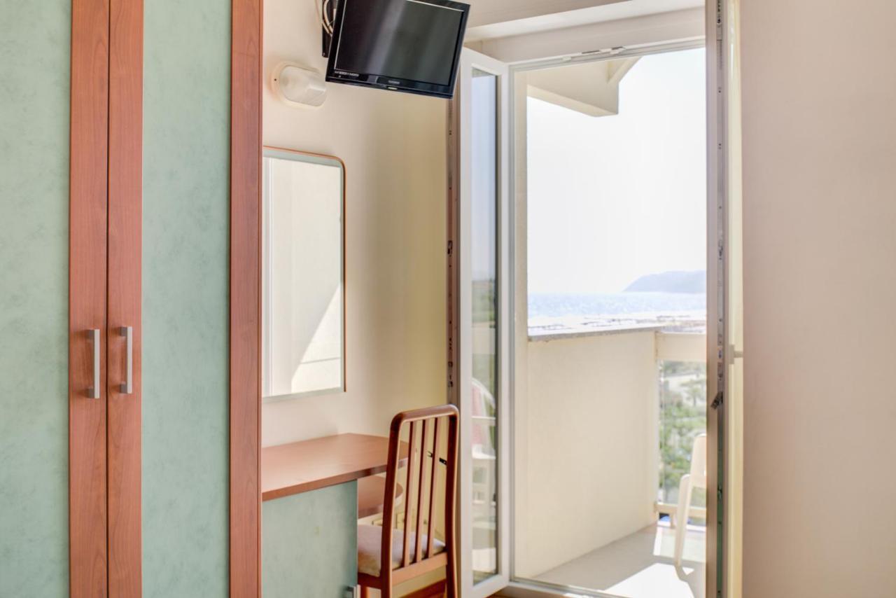 Hotel Astoria 3*